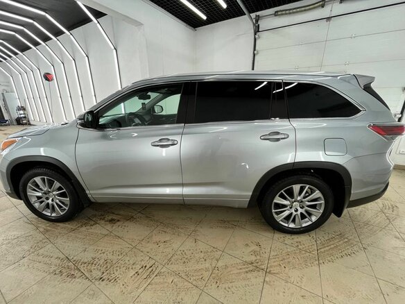 2014 Toyota Highlander III (XU50), серебристый, 2757000 рублей - вид 5