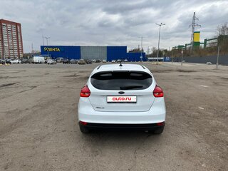 2017 Ford Focus III Рестайлинг, белый, 1000050 рублей, вид 5