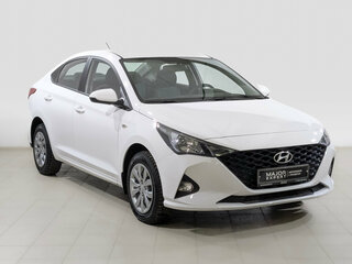 2022 Hyundai Solaris II Рестайлинг, белый, 1690000 рублей, вид 3