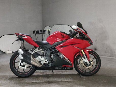 2019 Honda CBR 250RR, красный, 650000 рублей, вид 2