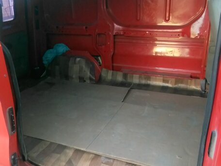2003 Opel Vivaro, красный, 850000 рублей, вид 4