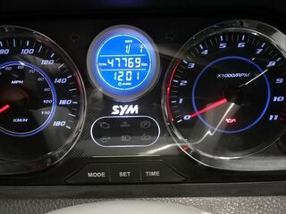 2012 Sym Maxsym 400, белый, 260000 рублей, вид 1