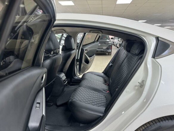 2013 Mazda 6 III (GJ), белый, 949000 рублей - вид 16