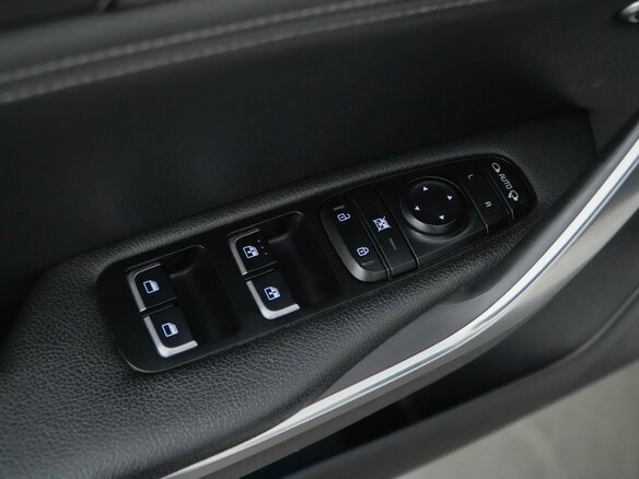 2021 Kia Stinger I Рестайлинг, белый, 2549077 рублей - вид 18