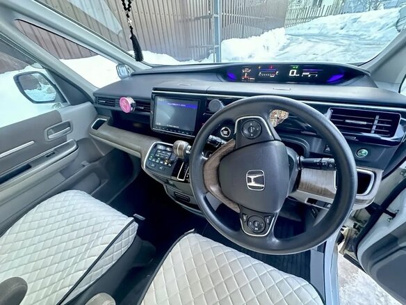 2016 Honda Stepwgn Spada V, белый, 2000000 рублей - вид 5