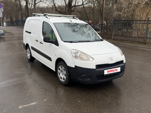 2015 Peugeot Partner, белый, 1600000 рублей - вид 4