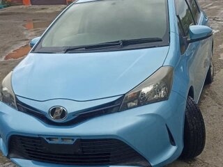 2014 Toyota Vitz III (XP130) Рестайлинг, синий, 835000 рублей, вид 2