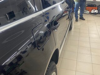 2010 Volkswagen Touareg I Рестайлинг, чёрный, 1985000 рублей, вид 5
