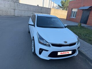 2018 Kia Rio IV, белый, 1750000 рублей, вид 1