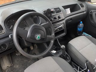 2010 Skoda Fabia II Рестайлинг, красный, 490000 рублей, вид 5