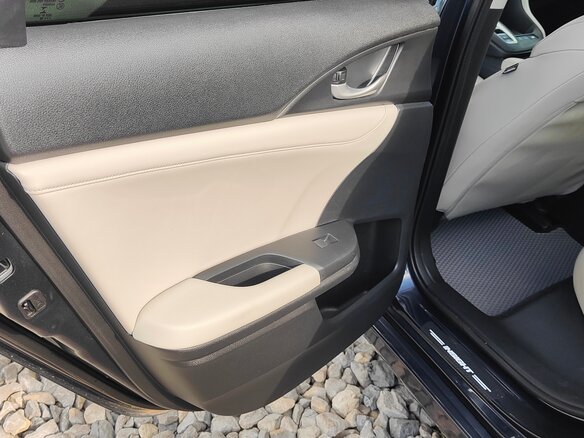 2018 Honda Insight III, серый, 1905000 рублей - вид 19
