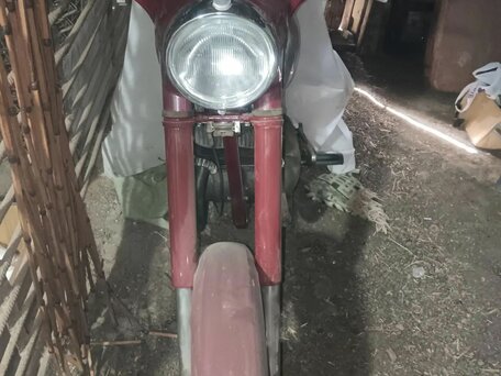 1973 Jawa 350/360, красный, 100000 рублей, вид 1