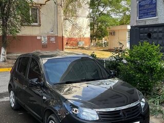 2010 Renault Sandero I, чёрный, 200000 рублей, вид 1