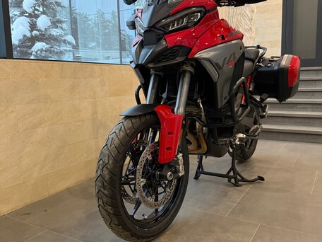 2025 Ducati Multistrada V4, красный, 3220000 рублей, вид 2