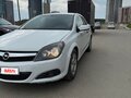 2009 Opel Astra GTC H Рестайлинг, белый, 335000 рублей - вид 3