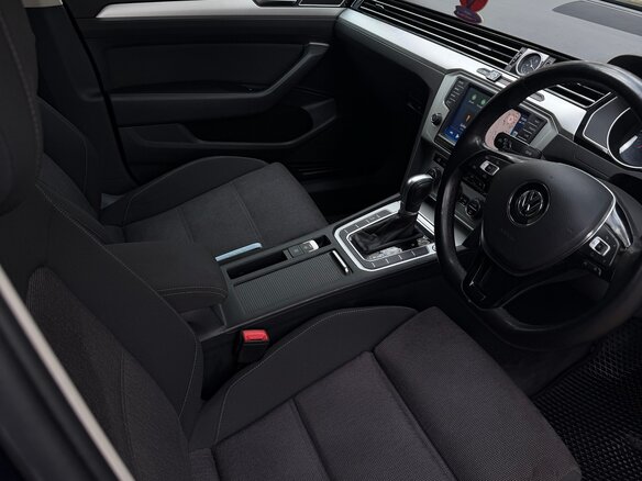 2015 Volkswagen Passat B8, синий, 1330000 рублей - вид 7