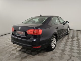 2012 Volkswagen Jetta VI, чёрный, 850000 рублей, вид 5