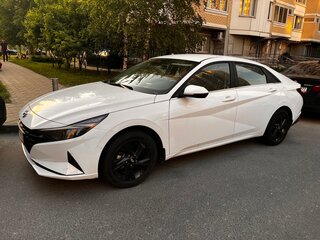 2021 Hyundai Elantra VII (CN7), белый, 2150000 рублей, вид 2