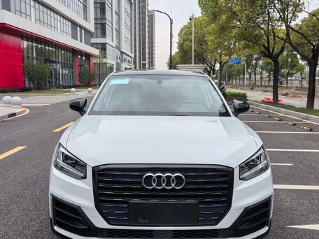 2022 Audi Q2 L 35 TFSI I Рестайлинг, белый, 1664000 рублей, вид 2