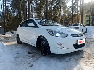 2011 Hyundai Solaris I, белый, 640000 рублей, вид 5