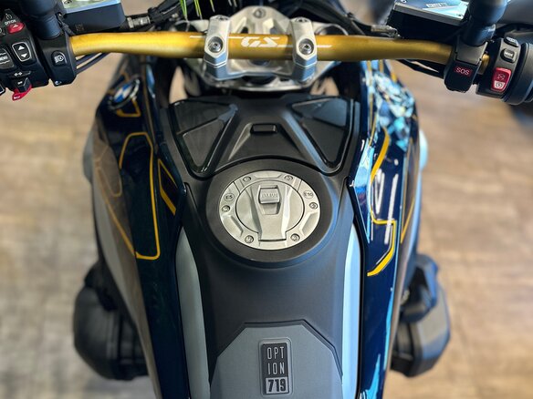 2025 BMW R 1300 GS, чёрный, 3550000 рублей - вид 14