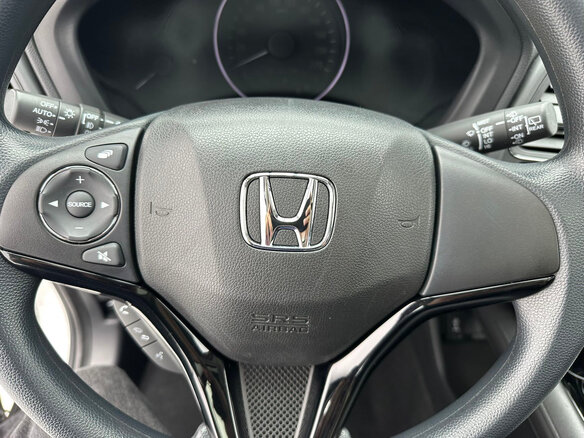 2022 Honda Vezel I Рестайлинг, белый, 1450000 рублей - вид 5