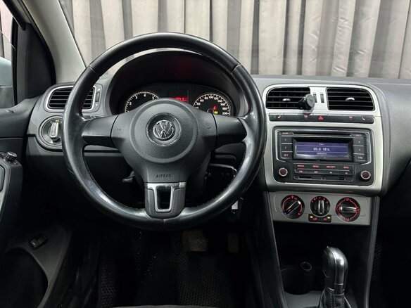 2013 Volkswagen Polo V, серебристый, 634888 рублей - вид 12