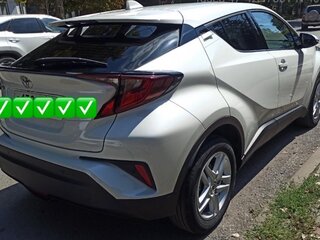 2020 Toyota C-HR I Рестайлинг, белый, 2700000 рублей, вид 3
