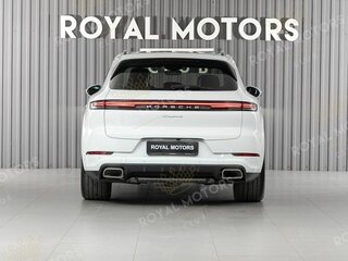 2025 Porsche Cayenne III Рестайлинг, белый, 15600000 рублей, вид 4