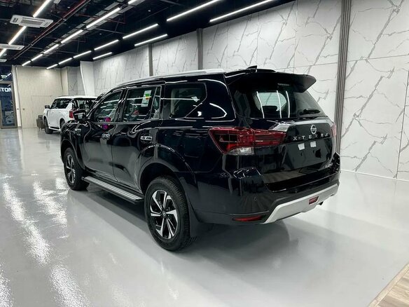 2025 Nissan X-Terra, чёрный, 6960000 рублей - вид 2