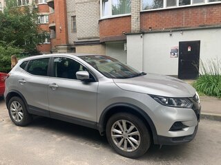 2020 Nissan Qashqai II Рестайлинг, серебристый, 1630000 рублей, вид 4
