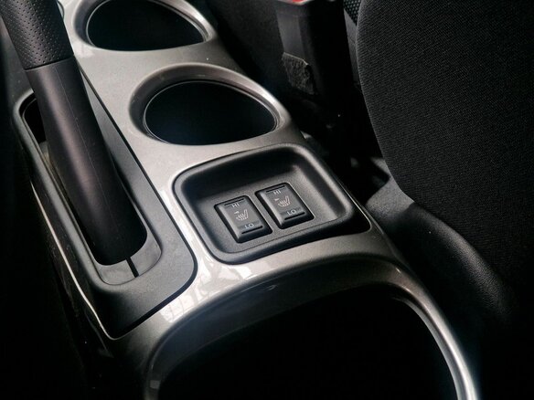 2012 Nissan Juke I, белый - вид 9