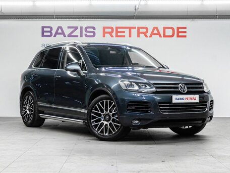 2014 Volkswagen Touareg II, серый, 1730000 рублей, вид 3