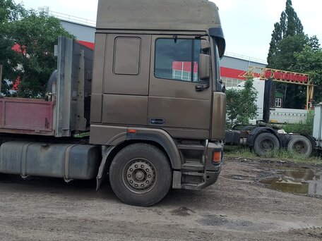 1995 DAF 95XF, коричневый, 950000 рублей, вид 2