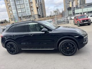 2012 Porsche Cayenne S II (958), чёрный, 2800000 рублей, вид 3