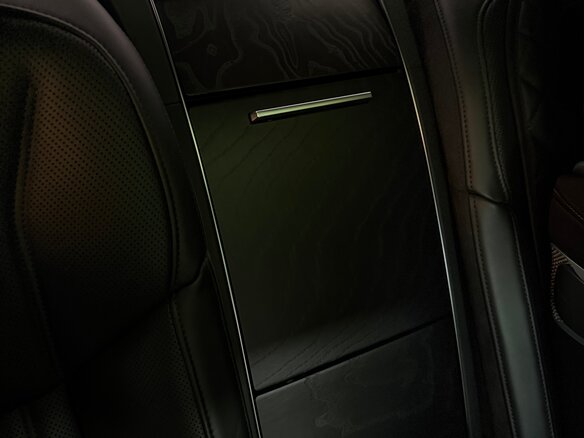 2018 Audi A8 Long 60 TFSI IV (D5), чёрный - вид 16