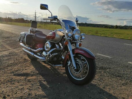 2004 Yamaha XVS1100, красный, 650000 рублей, вид 1