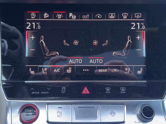 2018 Audi A6 50 TDI V (C8), чёрный - вид 15