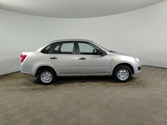 2016 Lada (ВАЗ) Granta I, серебристый, 335000 рублей - вид 3