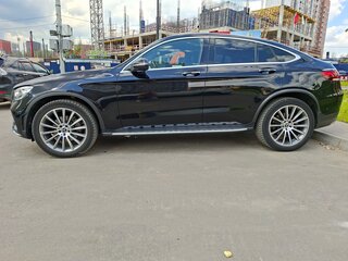 2021 Mercedes-Benz GLC Coupe 300 I (C253) Рестайлинг, чёрный, 5850000 рублей, вид 3