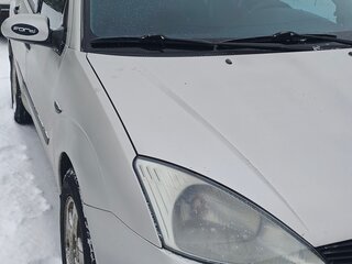 2001 Ford Focus I Рестайлинг, серебристый, 200000 рублей, вид 2