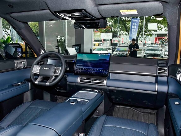 2026 BYD FangChengBao Titanium 7 35.6 kWh, золотистый - вид 32