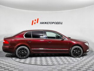 2012 Skoda Superb II, красный, 928000 рублей, вид 4