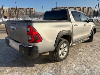 2018 Toyota Hilux VIII, серебристый, 2710000 рублей, вид 5