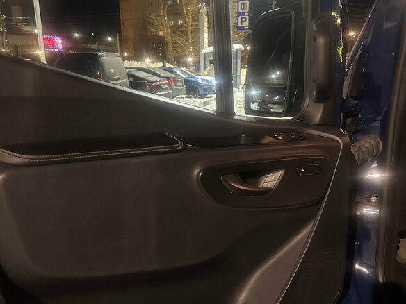 2021 Mercedes-Benz Sprinter, синий, 4000000 рублей - вид 7