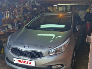 2013 Kia Ceed II, серебристый, 860000 рублей, вид 3