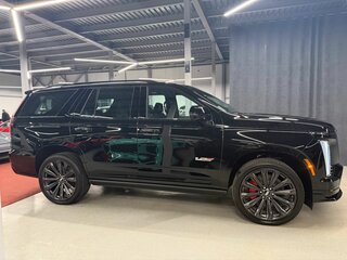 2025 Cadillac Escalade-V I Рестайлинг, чёрный, 24990000 рублей, вид 3