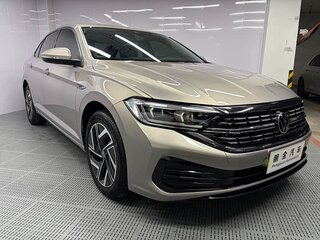 2023 Volkswagen Sagitar III Рестайлинг, коричневый, 1560000 рублей, вид 3