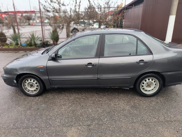 1997 Fiat Marea, серый, 350000 рублей - вид 10