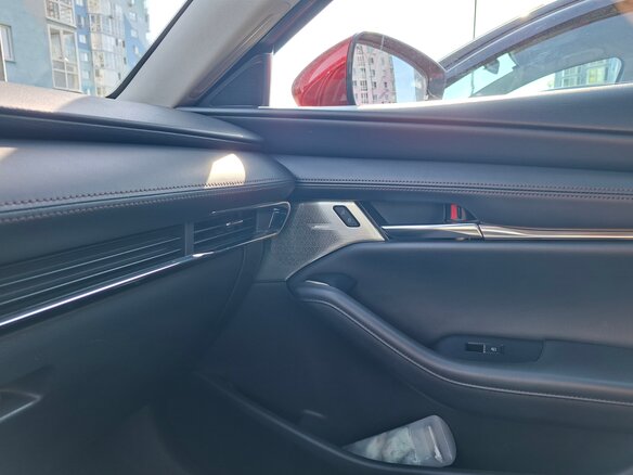 2019 Mazda 3 IV (BP), красный, 2470000 рублей - вид 17